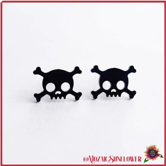NEW WITH TAG Stainless Steel Skull and Crossbones Post Earrings Black - Picture 1 of 5